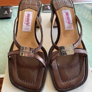 Mauro sandals with heel